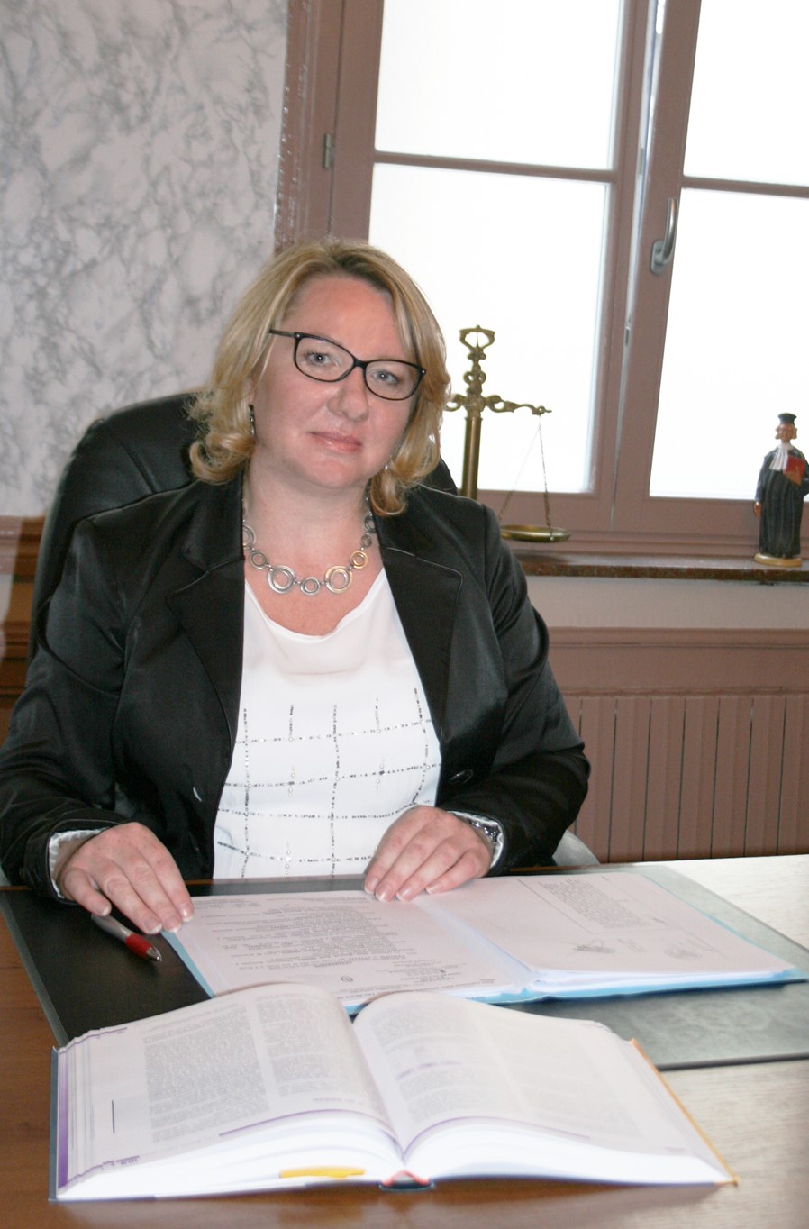 Photo de Ma&icirc;tre Christelle MATHIEU