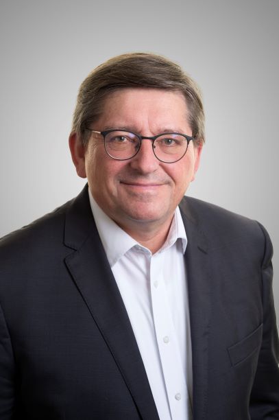 Photo de Ma&icirc;tre Eric POULIQUEN