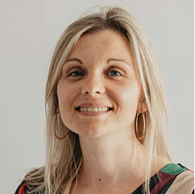Photo de Ma&icirc;tre Amandine MESNIL