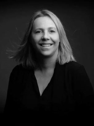 Photo de Ma&icirc;tre Carine DESCHAMPS