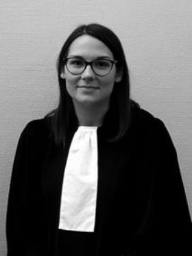 Photo de Ma&icirc;tre Julie CARNEIRO
