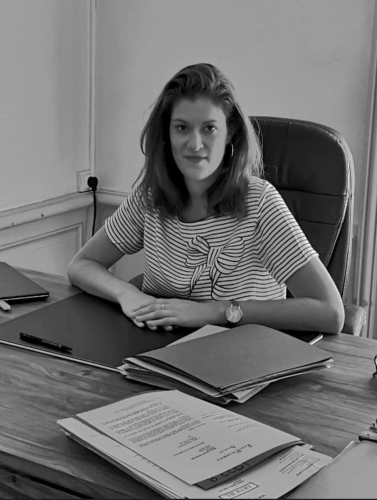 Photo de Ma&icirc;tre Elsa POUDEROUX
