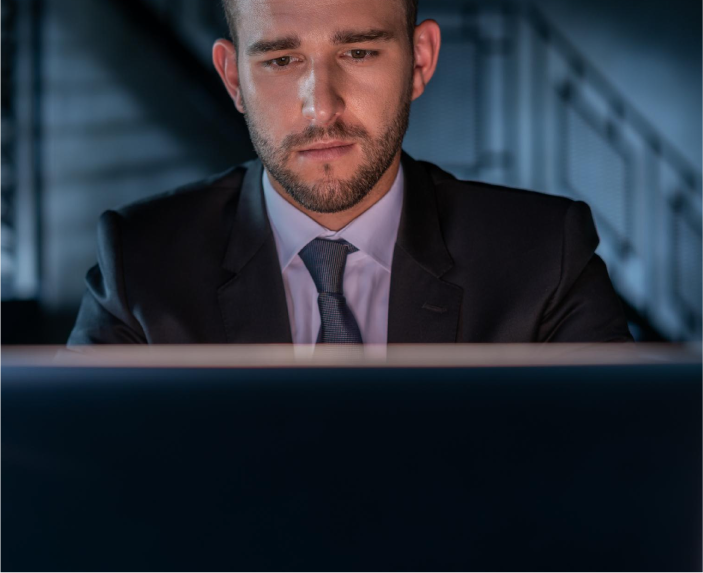 Suivi des activités sur les chats professionnels (Slack, Teams...) : quels sont les droits de l’employeur ?